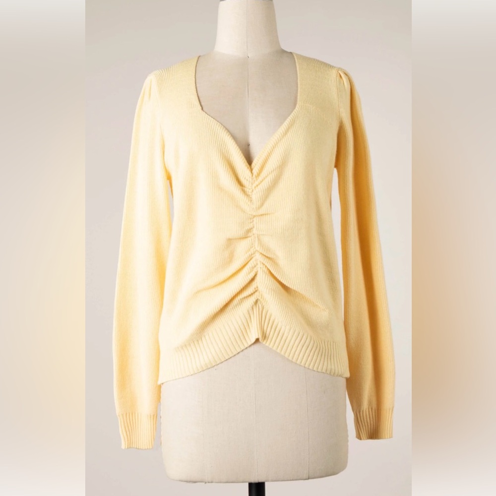 Miracle sweater size s/m . PTP is 19. Sweetheart neckline